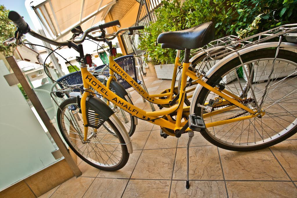 Hotel Amalfi Bellaria-Igea Marina Exterior photo